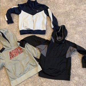 Nike sweatshirts size small